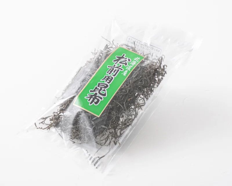 緑のラベルが付いた松前漬の商品パッケージ